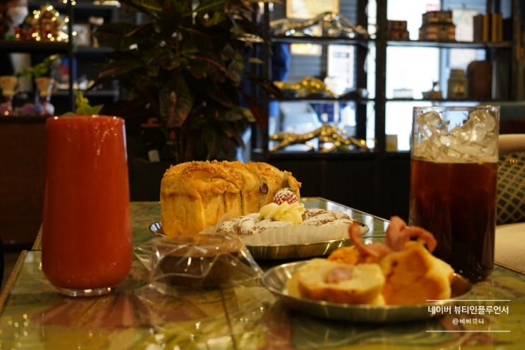 남양주 대형 베이커리 카페, 보나리베에서 인기 메뉴 크림데니쉬 먹고 왔어요