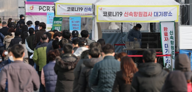 '스텔스 오미크론' 한달새 10배 폭증…"이달말 우세종 된다"