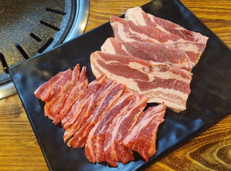  [시흥능곡역 맛집] 능곡동 삼겹살과 소고기가 맛있는 고기집 '우돈명가'