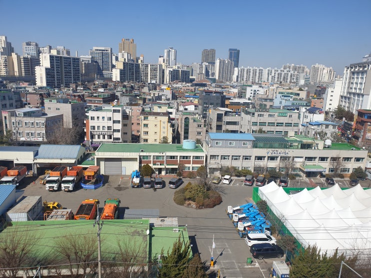  독거노인의 고민->'영화 시사회 초대 이벤트'메일이 왔는데...