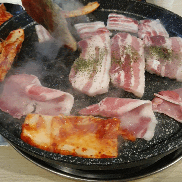  합정 맛집 _ 무한리필 삼겹살 맛집 '돼지대학교'