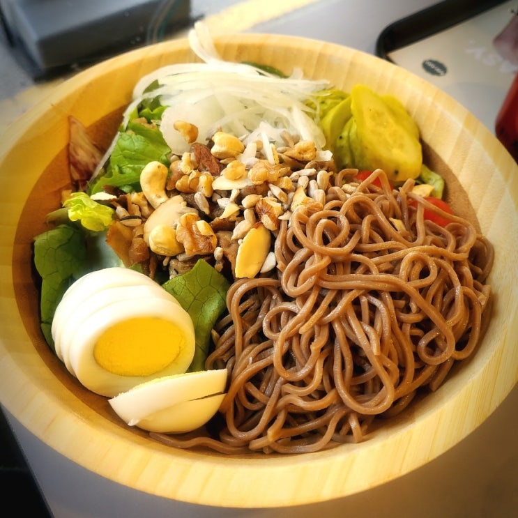  샐러디 메뉴 추천, 건강하게 먹었던 신사역 맛집