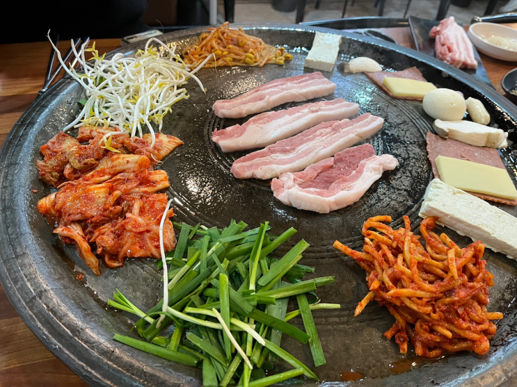  [탑동 맛집]  60판 왕뚜껑 삼겹살에서 삼삼데이 즐기기