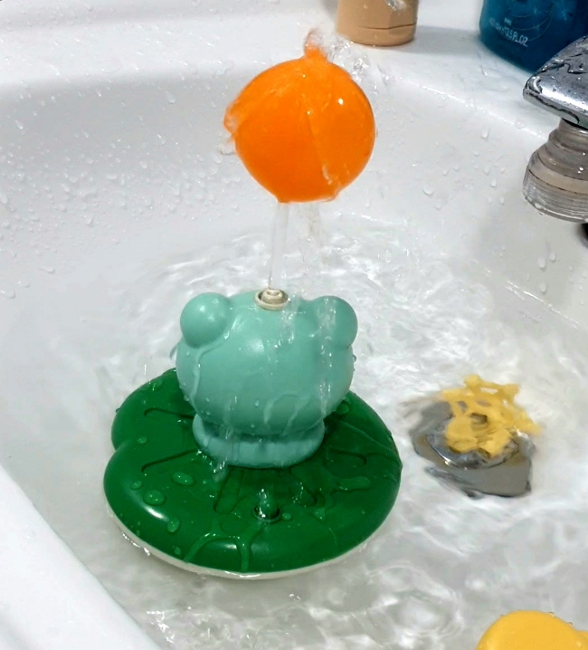 3세 4세 5세 여아 남아 목욕놀이 즐겁게 하는 방법(프로그 개구리 장난감)