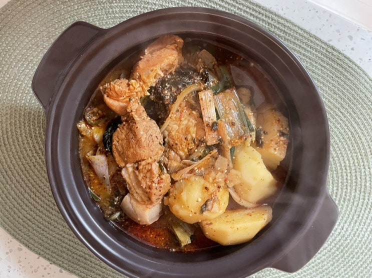  요똥이 만들어도 맛있는 레시피  뼈없는 시래기감자탕