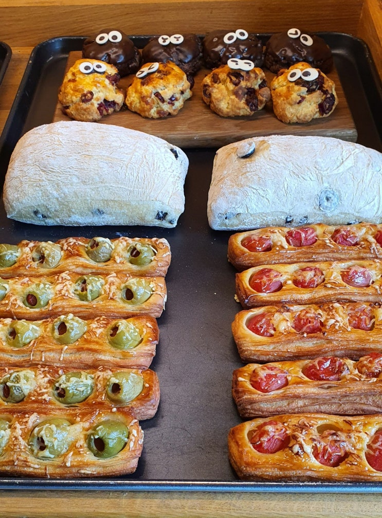  빵맛집 크루아