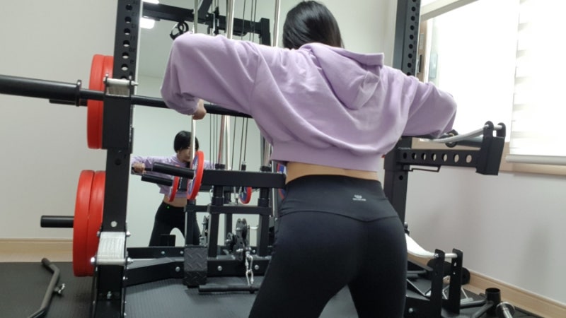 웨어라인 EMS레깅스 입고 홈트레이닝 효과 업그레이드!!
