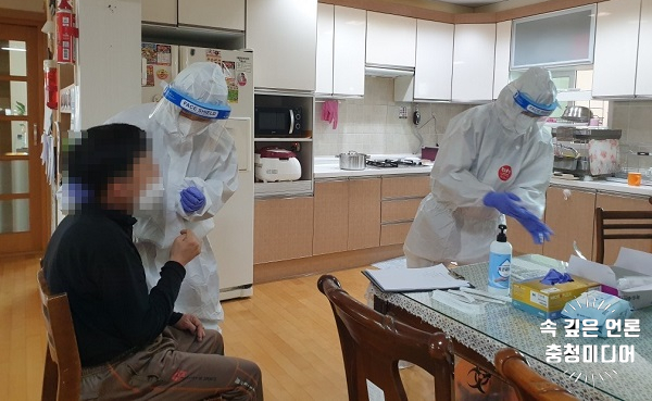  [충청미디어] 충북 하루 8762명 확진, 사망 11명 … 청주 58% 차지