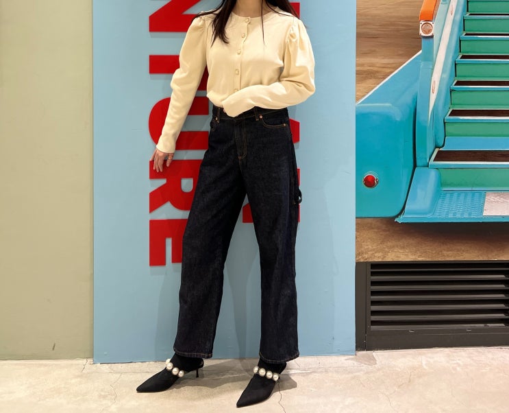  데일리룩 셀럽플래닛 비콜로 워커 데님 진으로 봄코디 완성