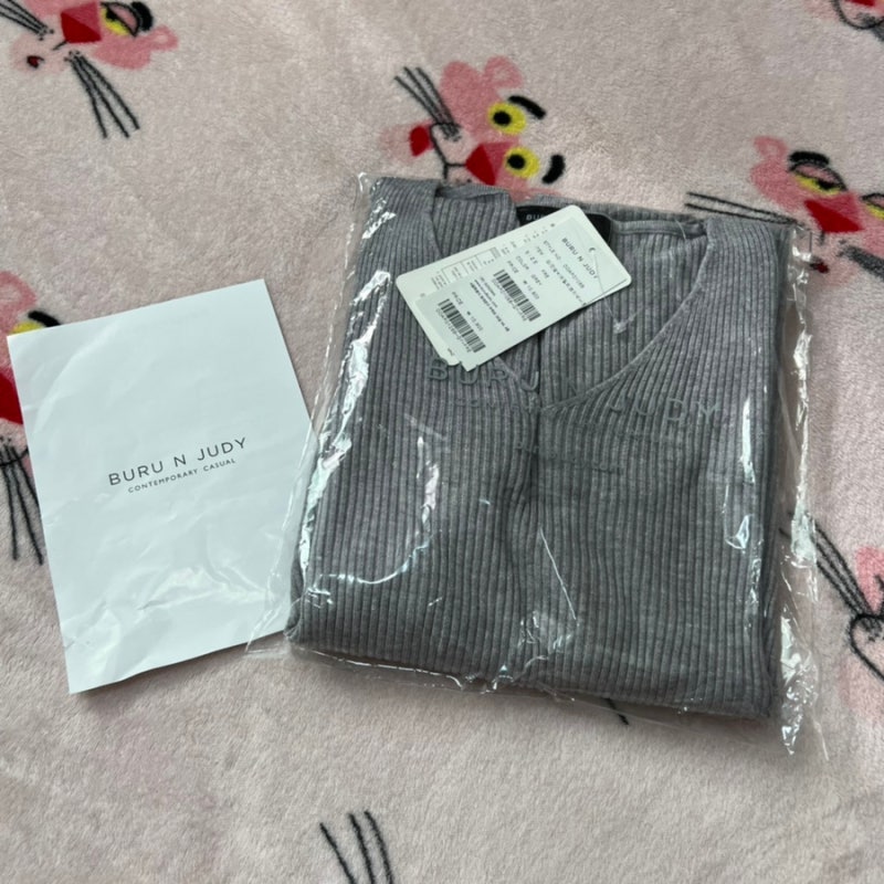 브루앤쥬디 데일리 브이넥 니트 구매 후기