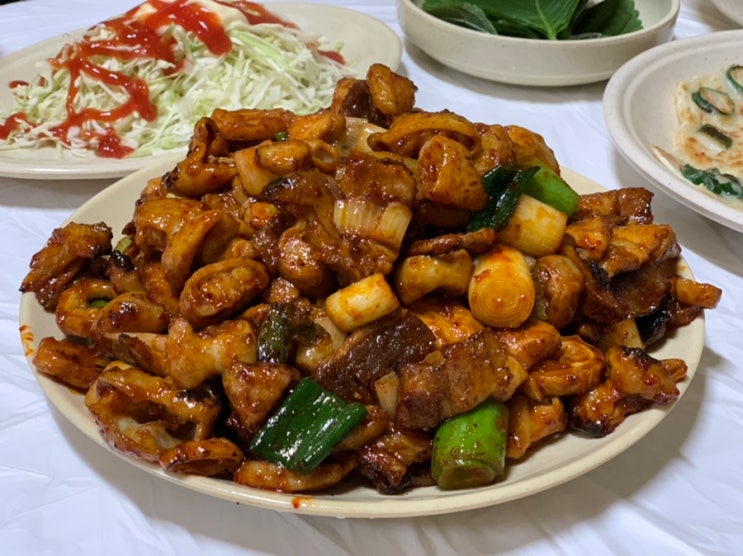 군산맛집 best of best 1위 :불향 가득한 순돌이곱창 군산맛집 best of best 1위 :불향 가득한 순돌이곱창