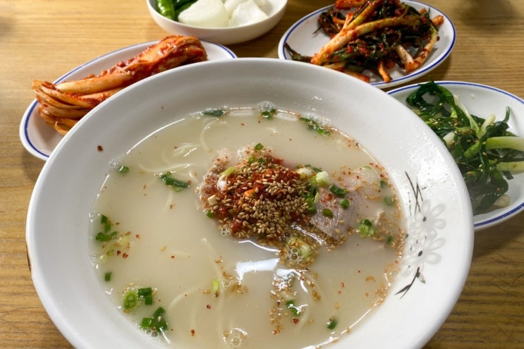 제주 서귀포 로컬 고기국수 맛집 : 고향생각 (이 집은 찐이다..)