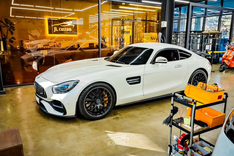 대전 유성구 / 핸들커스텀/염색 / 벤츠 / AMG GT