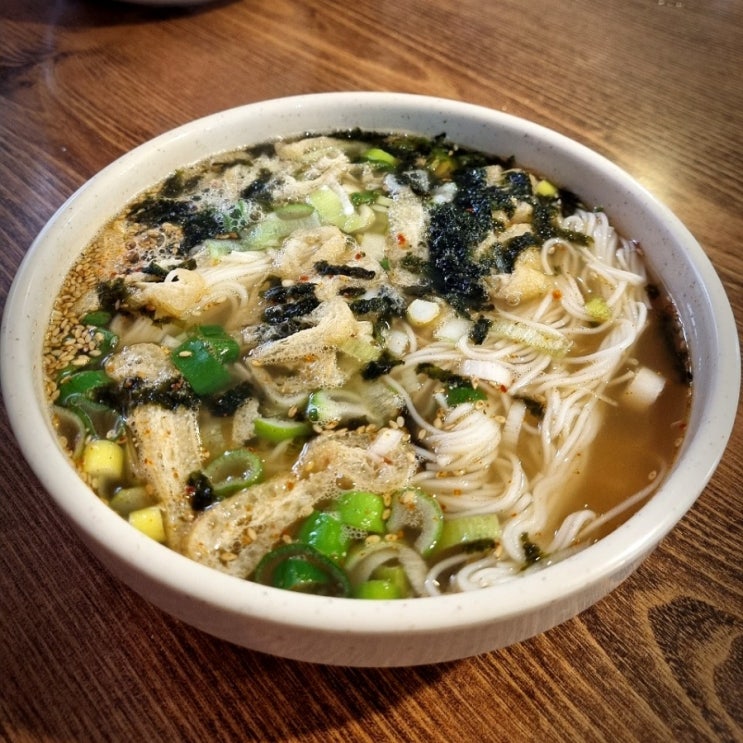  방이동 맛집, 여전히 맛있었던 할머니 포장마차 멸치국수