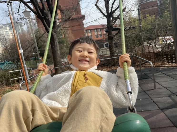  봄이 왔어요~ 놀이터 나들이