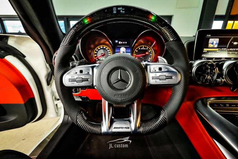대전 유성구 / 핸들커스텀/염색 / 벤츠 / AMG GT