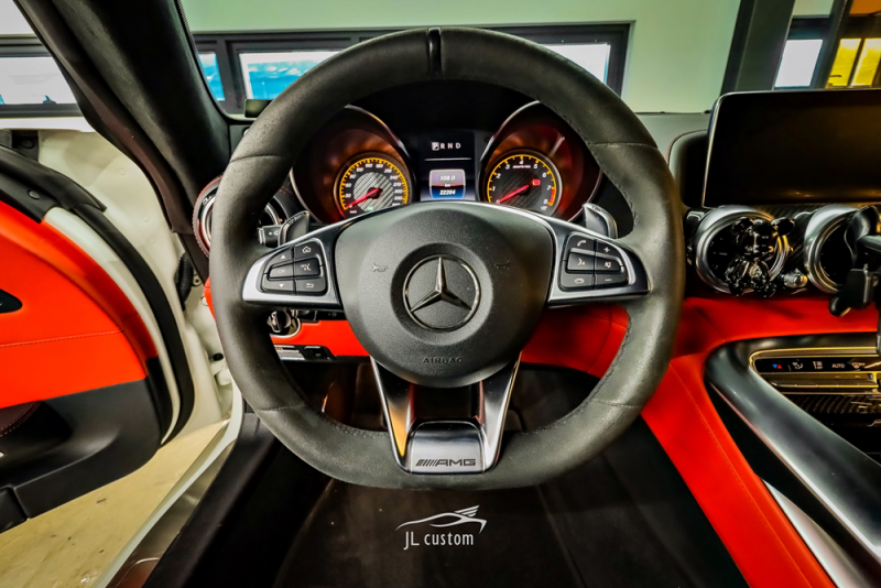 대전 유성구 / 핸들커스텀/염색 / 벤츠 / AMG GT