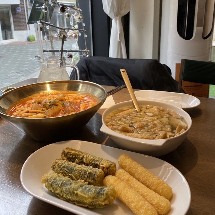  연남동 맛집 자매떡볶이 연남점에서 떡볶이와 연남동 데이트