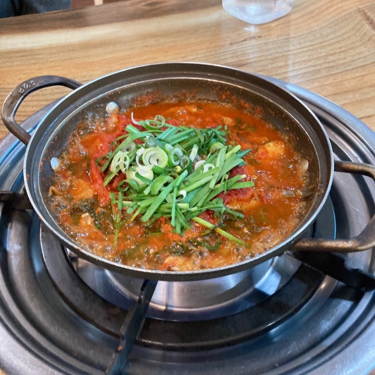  남해 신혼여행에서 맛보는 멸치쌈밥 : 남해향촌 후기