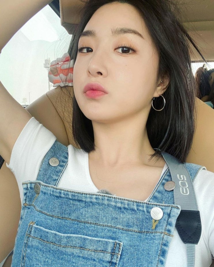 브레이브걸스 유나, "연예인에게서 대시 받은 멤버 있냐" 질문에 반전 대답으로 이목 브레이브걸스 유나, "연예인에게서 대시 받은 멤버 있냐" 질문에 반전 대답으로 이목
