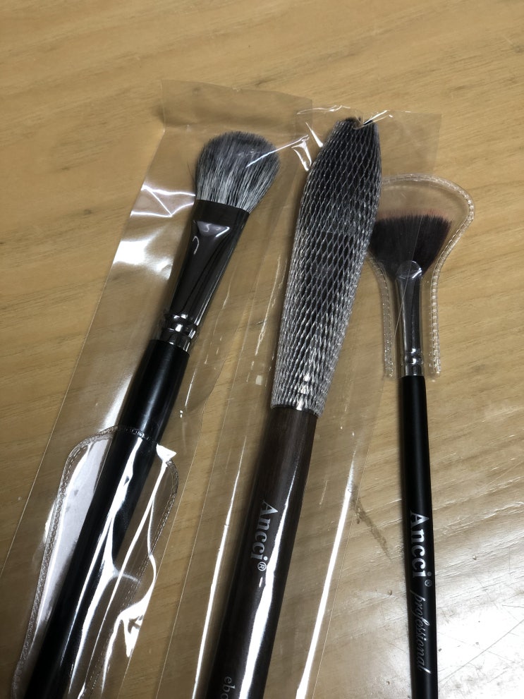 [뷰티템] 유명한 서현역 브러쉬 "홍대 ANCCI BRUSH 안씨브러쉬"