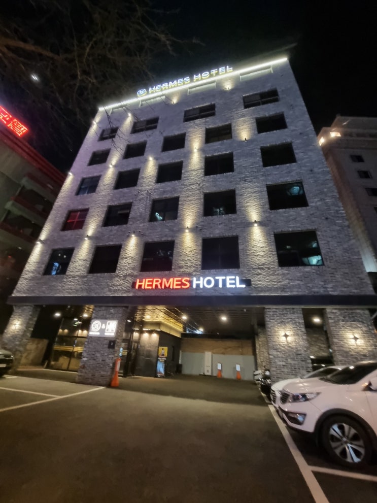  안산 호텔 안산 헤르메스 호텔 깔끔한 인상과 세심한 서비스
