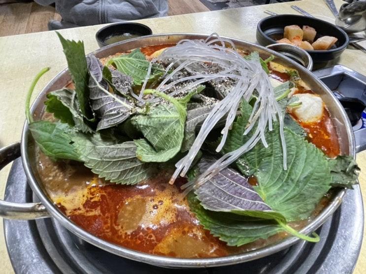  [한남동 맛집] #연예인맛집 한남동 ‘24시 뼈다귀감자탕’