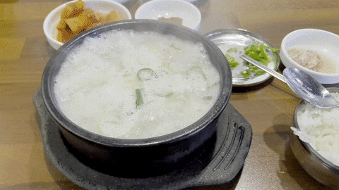  [순대국투어] 고양 토담 순대국/ 두꺼운고기/ 깨끗한 가게!