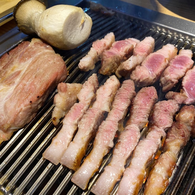 [울산]울산 고기집/제주도 현지보다 더 맛있는 백돼지 맛집!  하르방제주도야지!