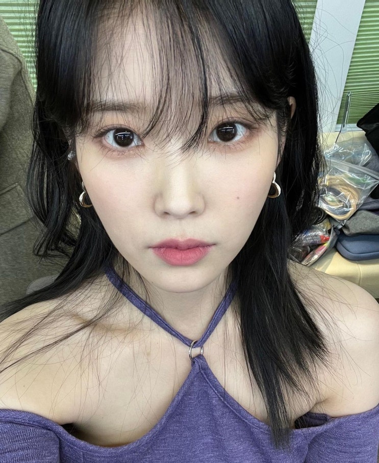 아이유, 박재범이 그렇게 애원하더니 신곡 '가나다라'로 뭉쳐 "투 샷 추가로 공개" 아이유, 박재범이 그렇게 애원하더니 신곡 '가나다라'로 뭉쳐 "투 샷 추가로 공개"