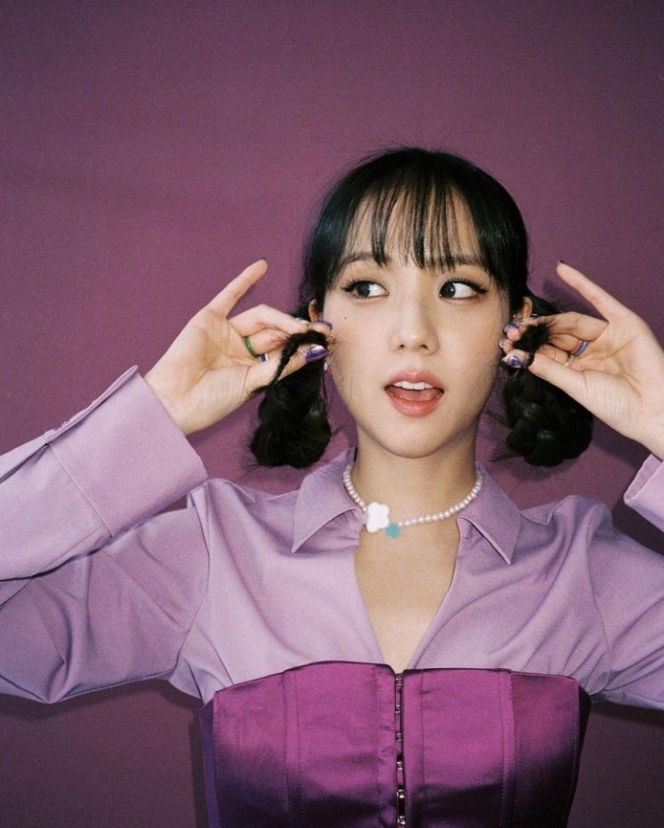 블랙핑크 지수, 양갈래 땋은 머리로 깜찍하고 사랑스러운 얼짱 포즈 뽐내 "물오른 미모" 블랙핑크 지수, 양갈래 땋은 머리로 깜찍하고 사랑스러운 얼짱 포즈 뽐내 "물오른 미모"