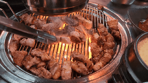[아산 맛집]"광시연탄갈비"두툼한 돼지고기 연탄구이와 푸짐한 밑반찬!