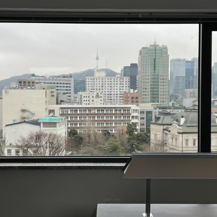  [종로] 따뜻한 라떼, 안국역 카페 | 텅 그리고 비어있는 삶