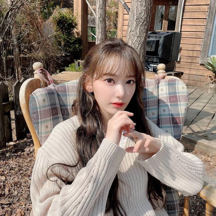 아이즈원 출신 미야와키 사쿠라, 한국 컴백 확정하는 소속사 밝혀 "소감 밝혔다" 아이즈원 출신 미야와키 사쿠라, 한국 컴백 확정하는 소속사 밝혀 "소감 밝혔다"