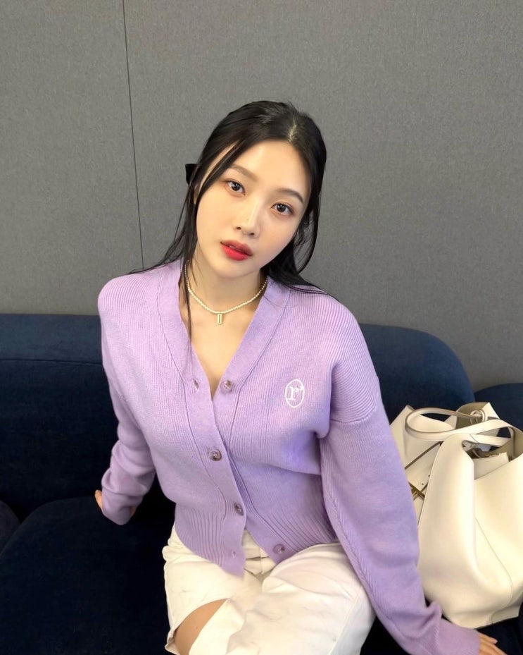 레드벨벳 조이, '크러쉬'가 사랑에 빠질 수 밖에 없는 상큼한 봄 여신 레드벨벳 조이, '크러쉬'가 사랑에 빠질 수 밖에 없는 상큼한 봄 여신