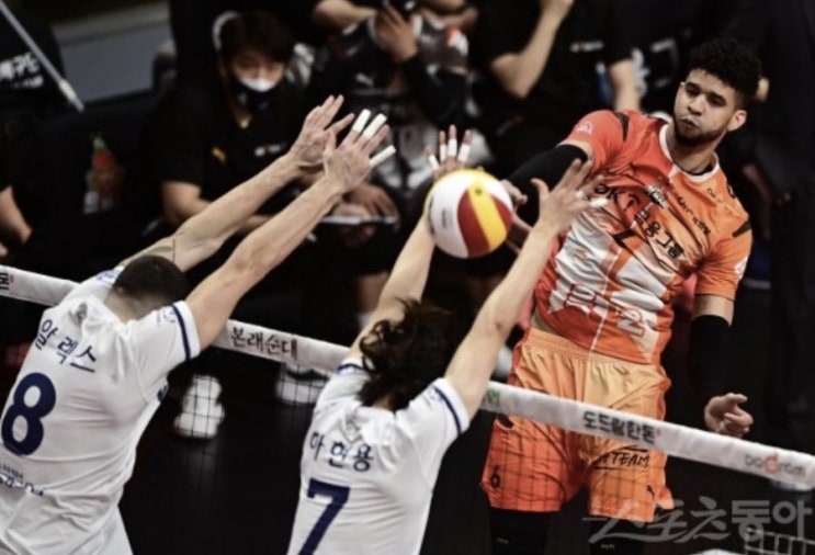KOVO 프로배구 15일 국내 남자배구 OK금융그룹 한국전력 KOVO 프로배구 15일 국내 남자배구 OK금융그룹 한국전력