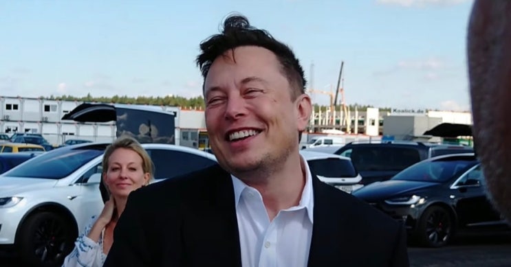  Elon Musk, SEC에 "나는 싸움을 시작하지 않았지만 끝낼 것"