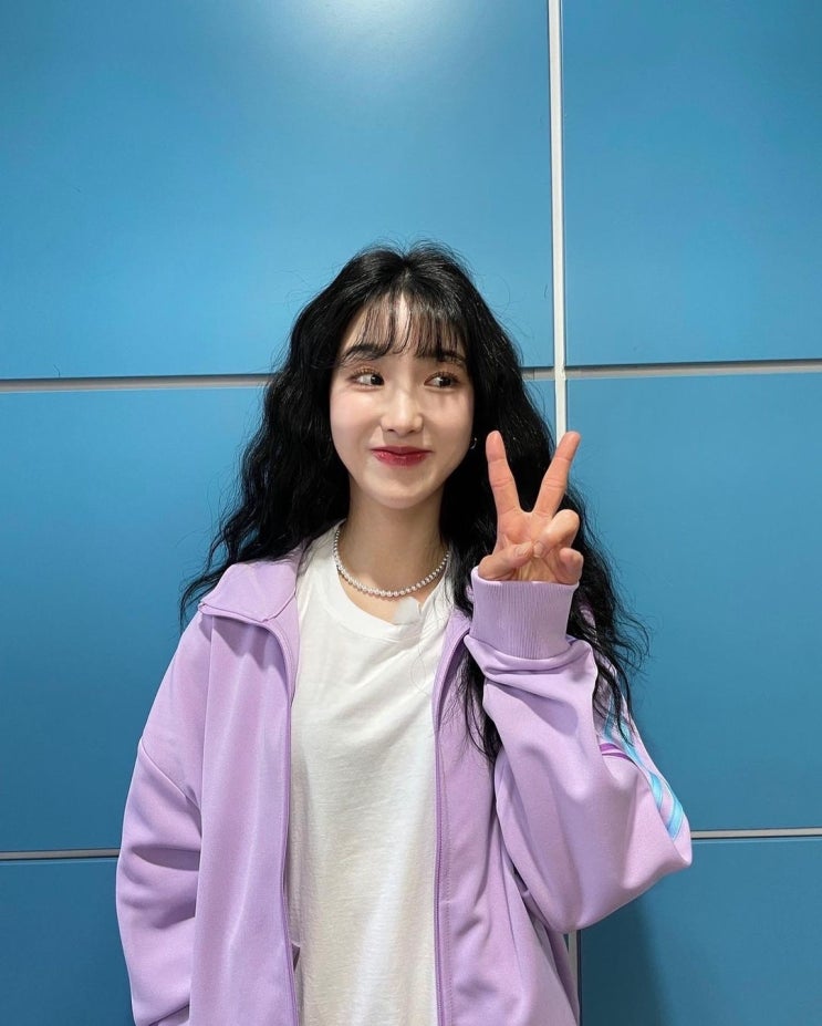 라붐 진예, 지치지 않는 높은 텐션으로 메들리 무대 준비...유재석 "키스 키스 좋아해" 라붐 진예, 지치지 않는 높은 텐션으로 메들리 무대 준비...유재석 "키스 키스 좋아해"