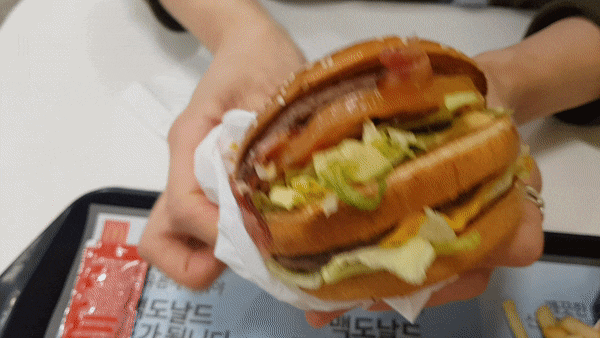  [연수구 이마트]맥도날드 푸짐한 빅맥BLT버거: 싼마이지만 자꾸생각나는 햄버거 맛 + 포켓몬 가오레