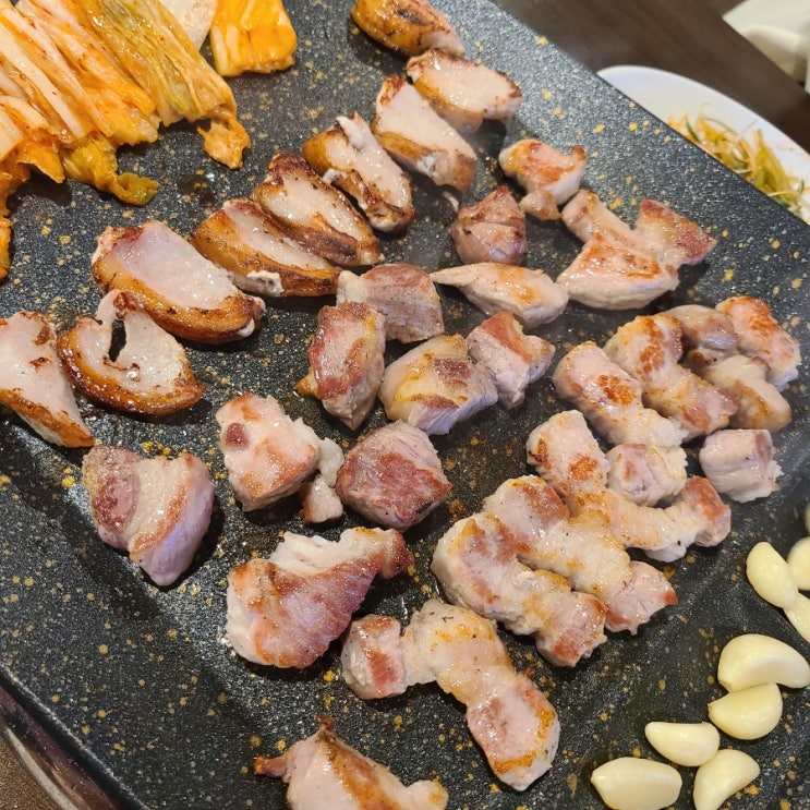  여주 삼겹살 맛집 - 화씨2192