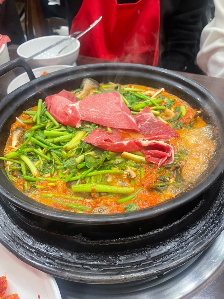  종각역 젊음의 거리 맛집 '등촌칼국수' 종로점