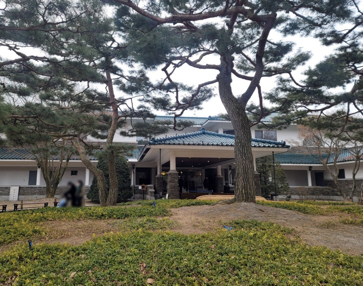  청주 드라이브 대전 인근 가볼 만한 곳 청남대 본관 관광