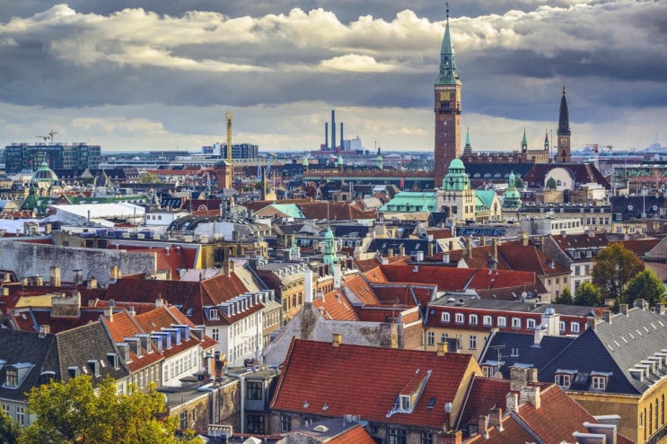 2021년 &lt;세계에서 가장 안전한 도시 : 코펜하겐, 세계에서 가장 평화로운 국가 : 아이슬란드, 세계에서 가장 경쟁력 있는 도시 : 런던 &gt;