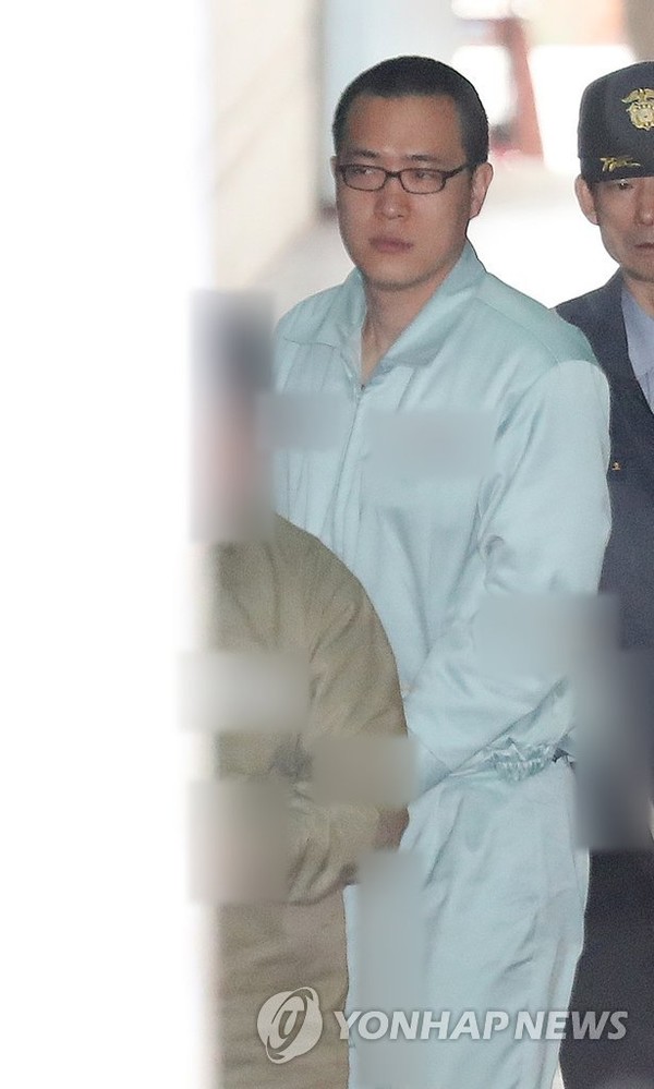 '김승연 3남' 김동선 갤러리아 신사업전략실장에... 승계작업 '잰걸음'