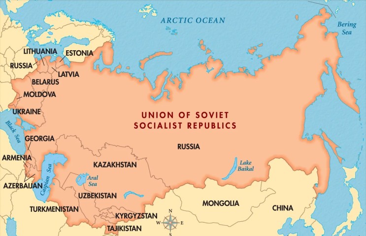 구 소련 15개 공화국의 면적 순위  ... 카자흐 9위, 우크라이나 48위.