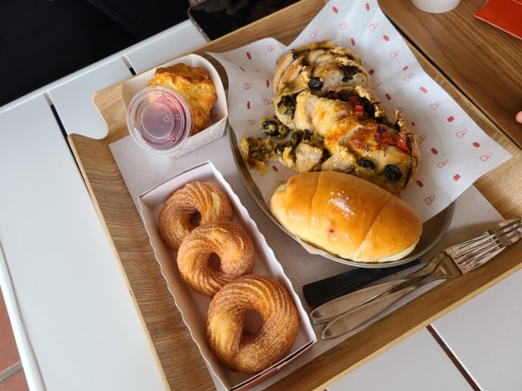  220219의 일상 / 용인 애견동반 베이커리카페 몽뻬르베이커리카페