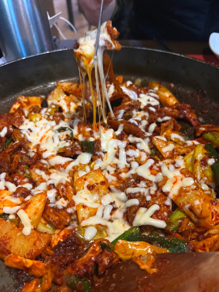  유가네닭갈비 수원아주대점