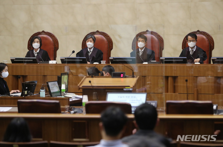 '맘모톰'이 뭐길래…실손 보장 범위 놓고 법정 다툼