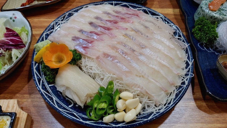 다사 대실역 싱싱횟집 회가 탱글 탱글 신선 맛집입니다! 다사 대실역 싱싱횟집 회가 탱글 탱글 신선 맛집입니다!