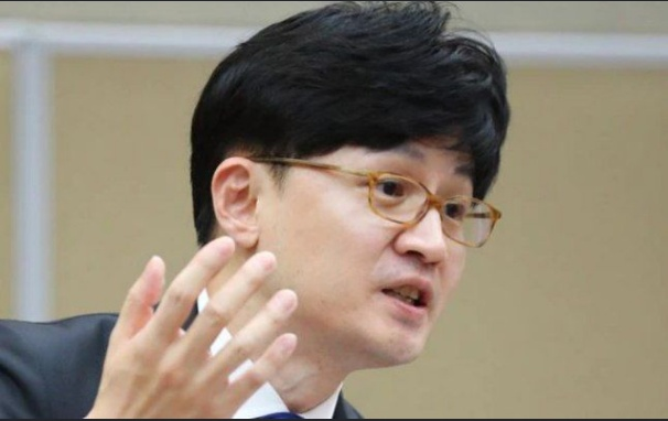  한동훈검사,문재인적폐청산 최적임자로 서울중앙지검장에 임명하라!
